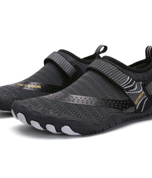 Men Sneakers Ultralight Soft Breathable Bouncy Shock Absorption Running Sports Shoes